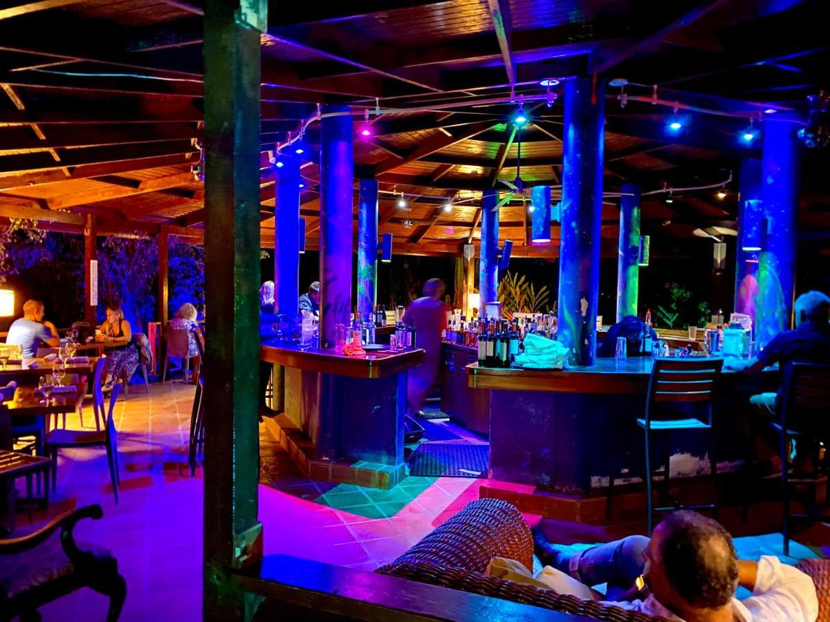 Blue Horizon Boutique Resort (Adults Only) ビエケス エクステリア 写真